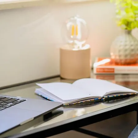 Cozy 2-bedroom Flat In The Very Center Of Apartman Szófia