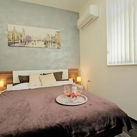 Cozy 2-bedroom Flat In The Very Center Of * Sofia