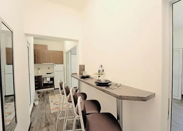 Cozy 2-bedroom Flat In The Very Center Of Sofia