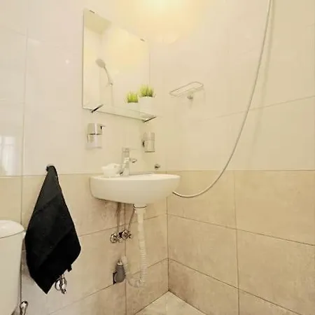 Cozy 2-bedroom Flat In The Very Center Of * Szófia